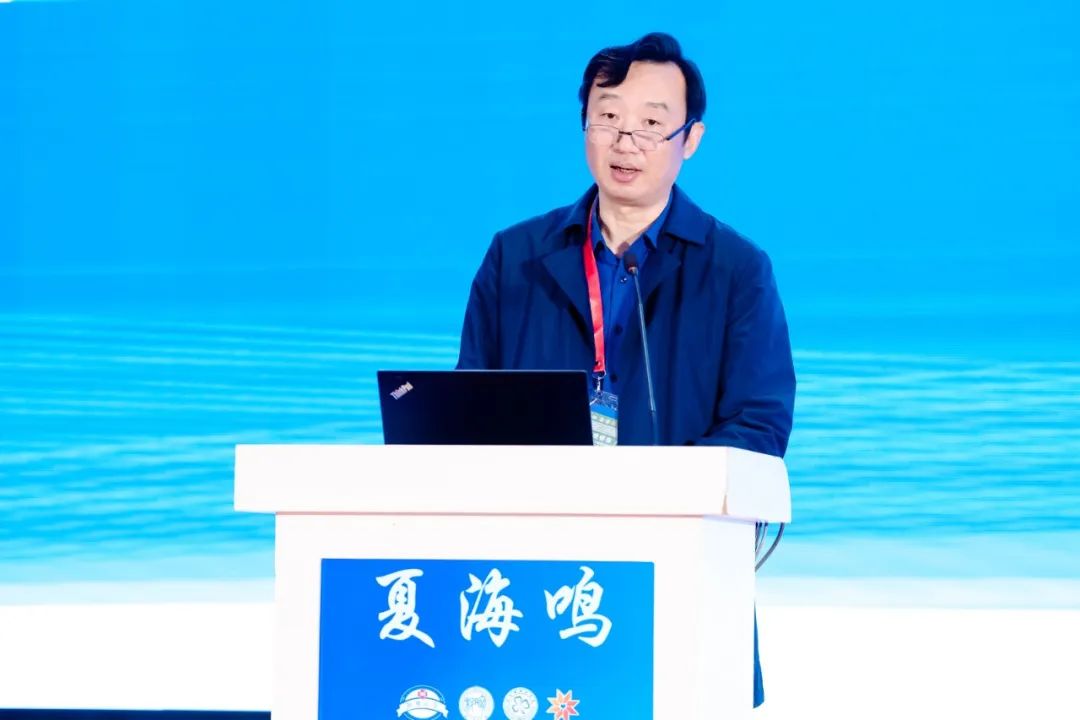 匯聚專業醫學學術知識,提供線上線下整體解決方案