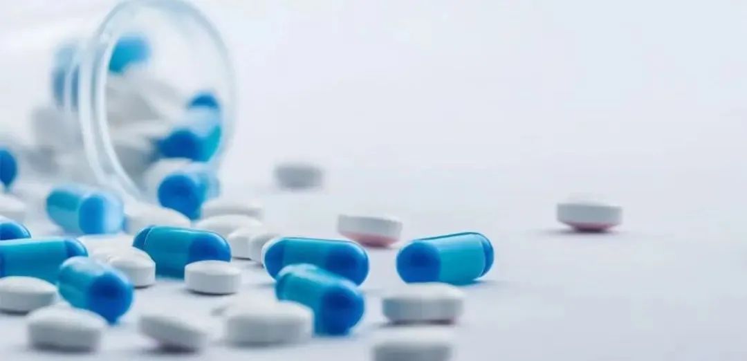 匯聚專業醫學學術知識,提供線上線下整體解決方案